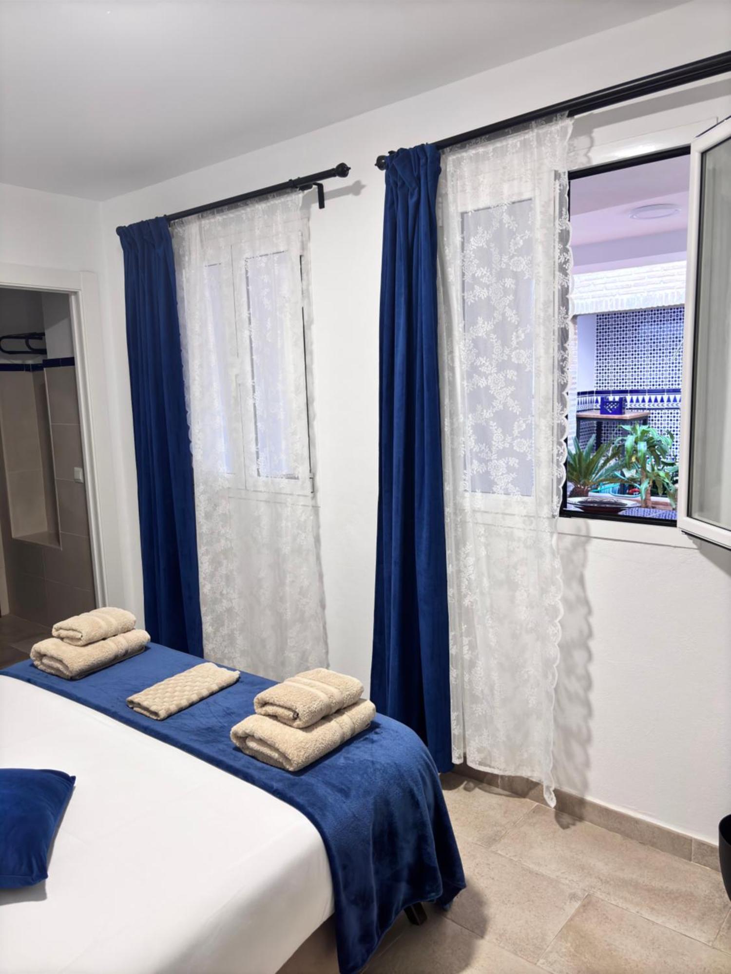 Shanti's Andalusian Gasthof